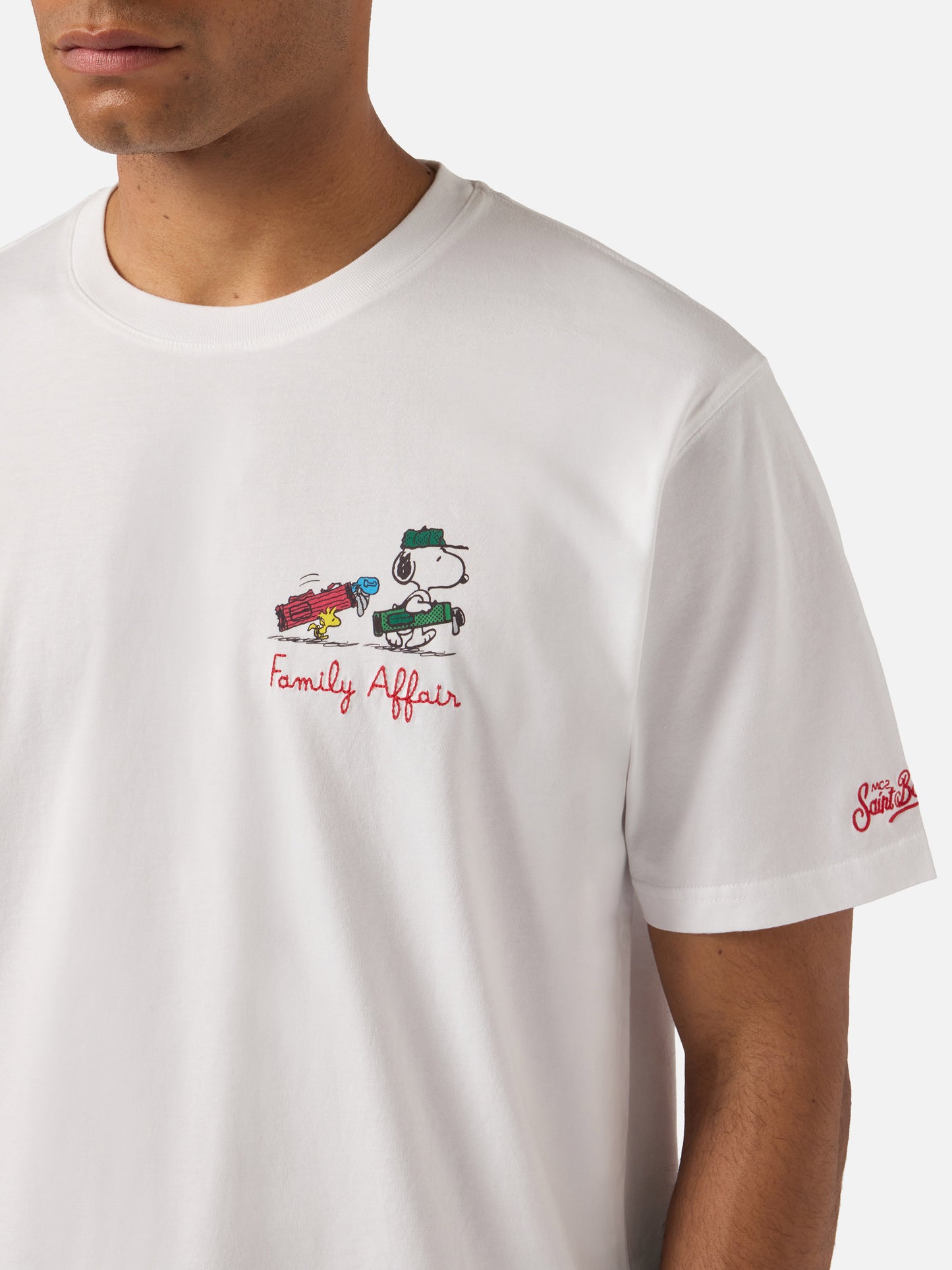 Camiseta Portofino blanca con bordado Snoopy Family Affair | Edición Especial 