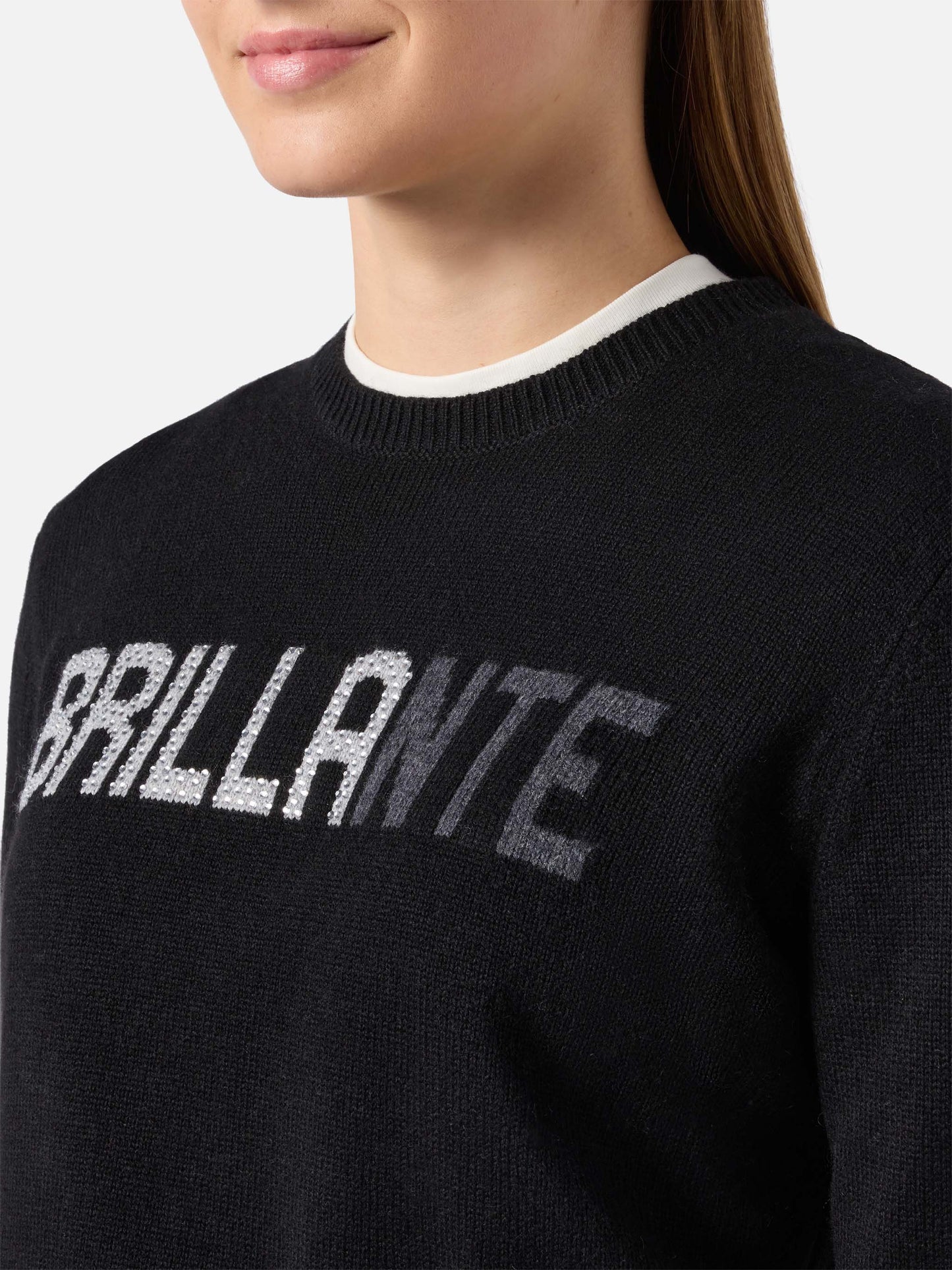 Neuer Queen-Pullover aus Kaschmirmischung in Schwarz mit Brillante-Strassapplikationen