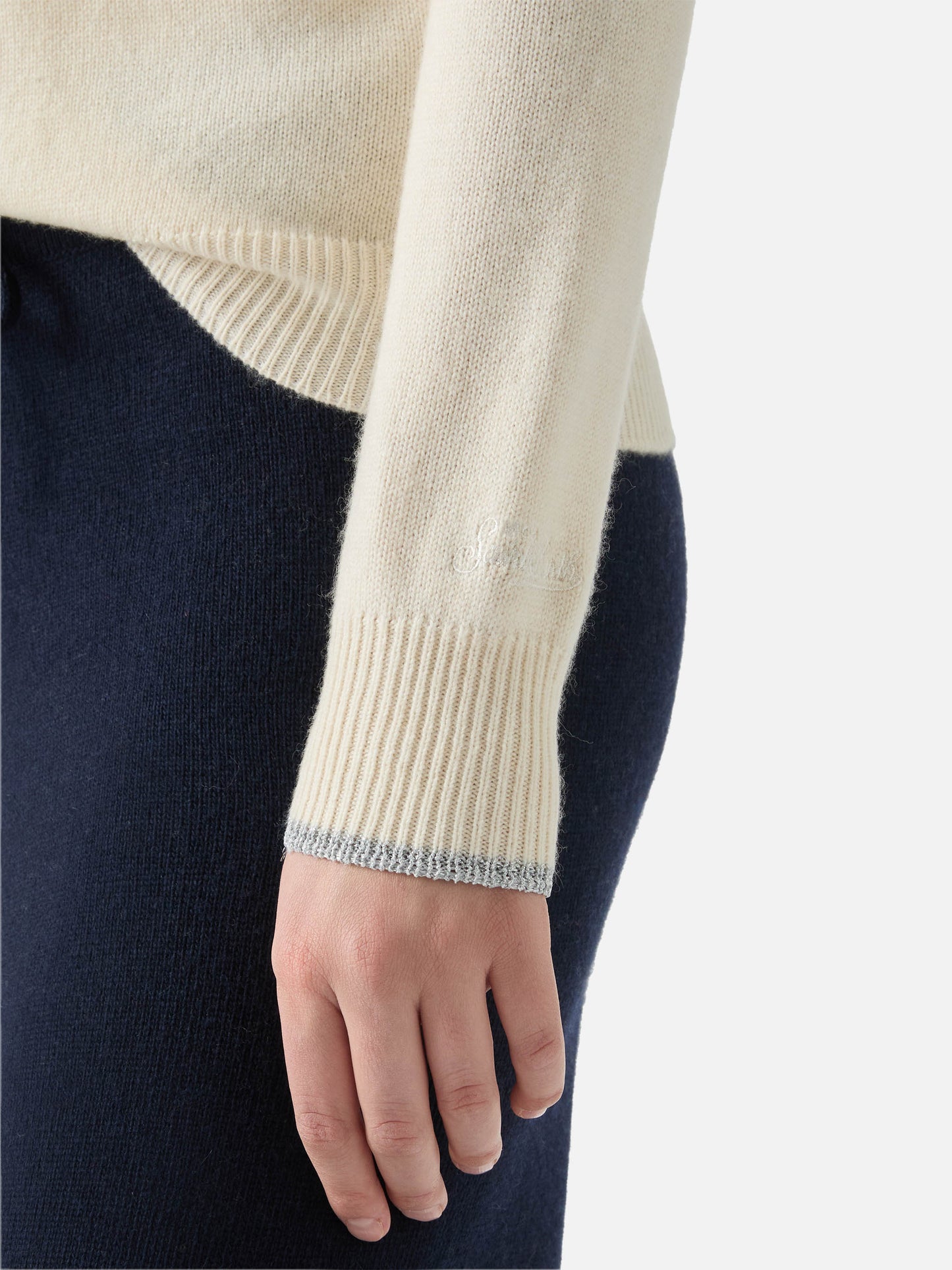 Sudadera New Queen de cuello redondo en blanco con jacquard de lurex Amo Cortina da un pezzo 