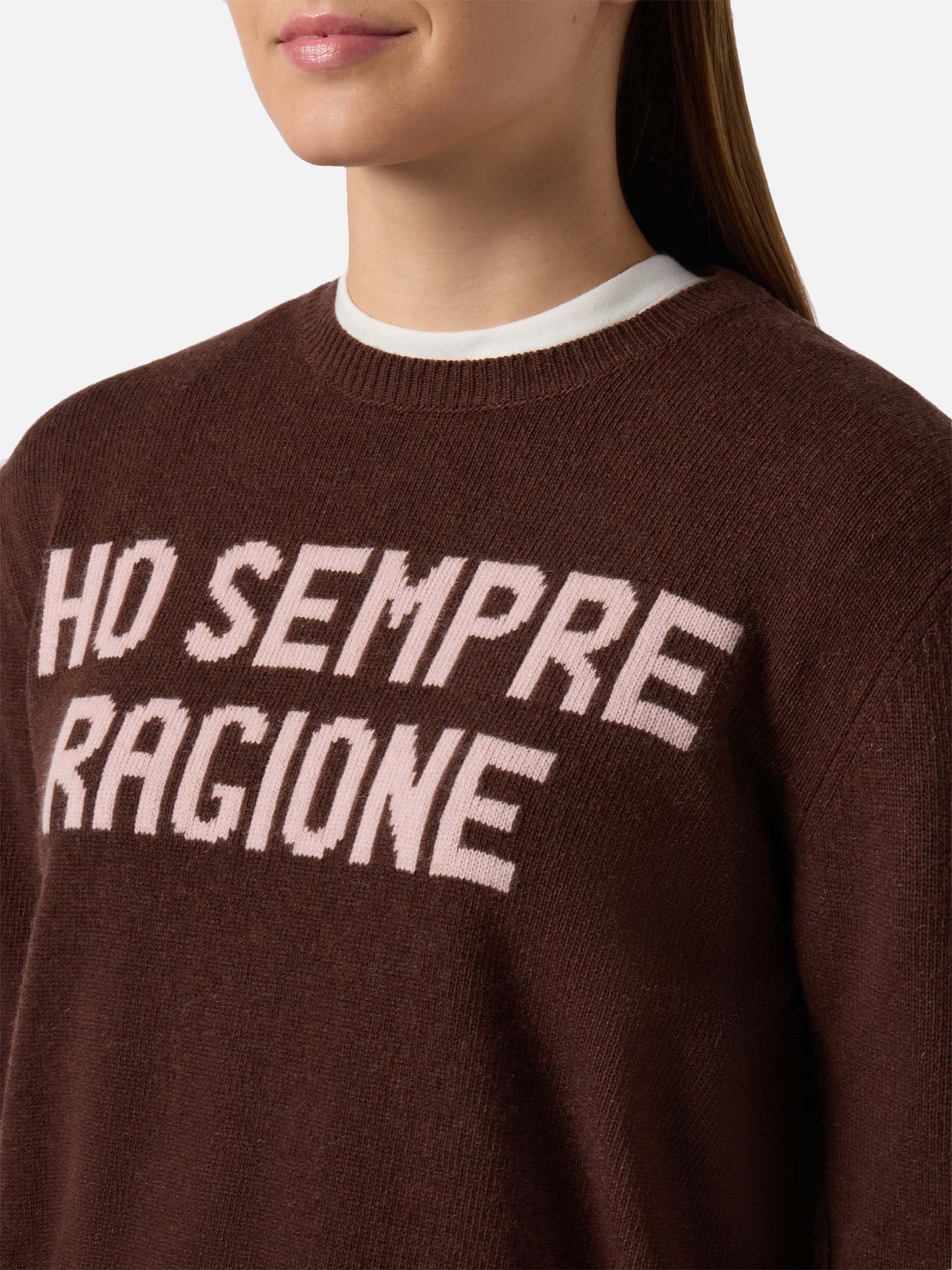 Neuer Queen-Pullover aus Kaschmirmischung in Braun mit Ho sempre ragione Jacquard