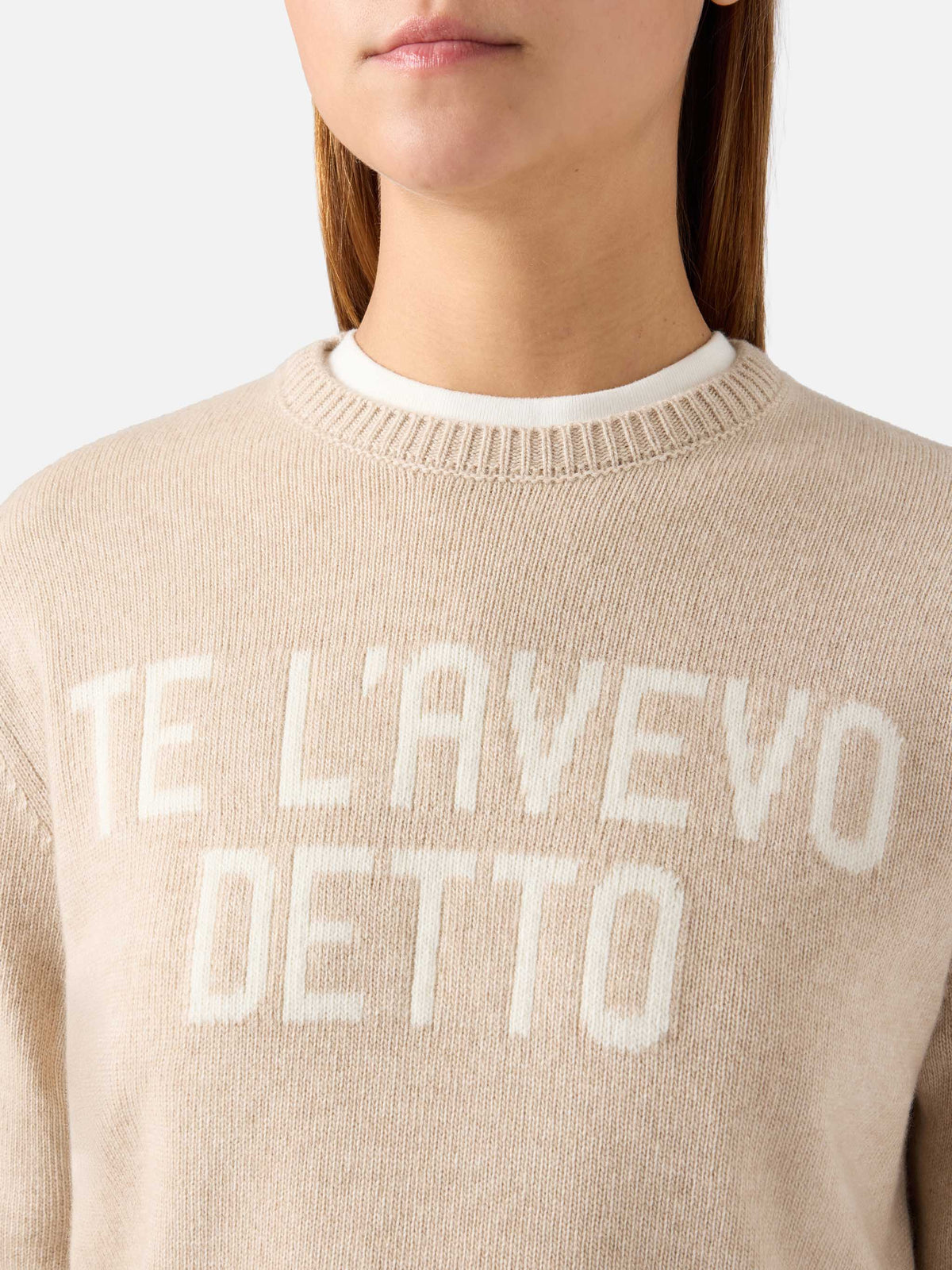 Pull col rond en maille Beige New Queen avec broderie Te L'Avevo Detto 