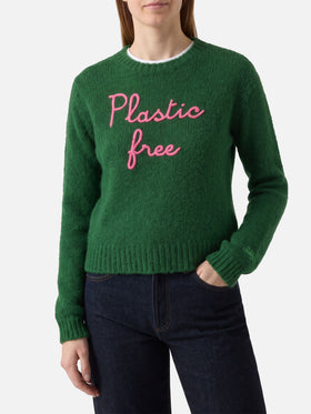 Green New Queen cropped sweater with Plastic Free embroidery