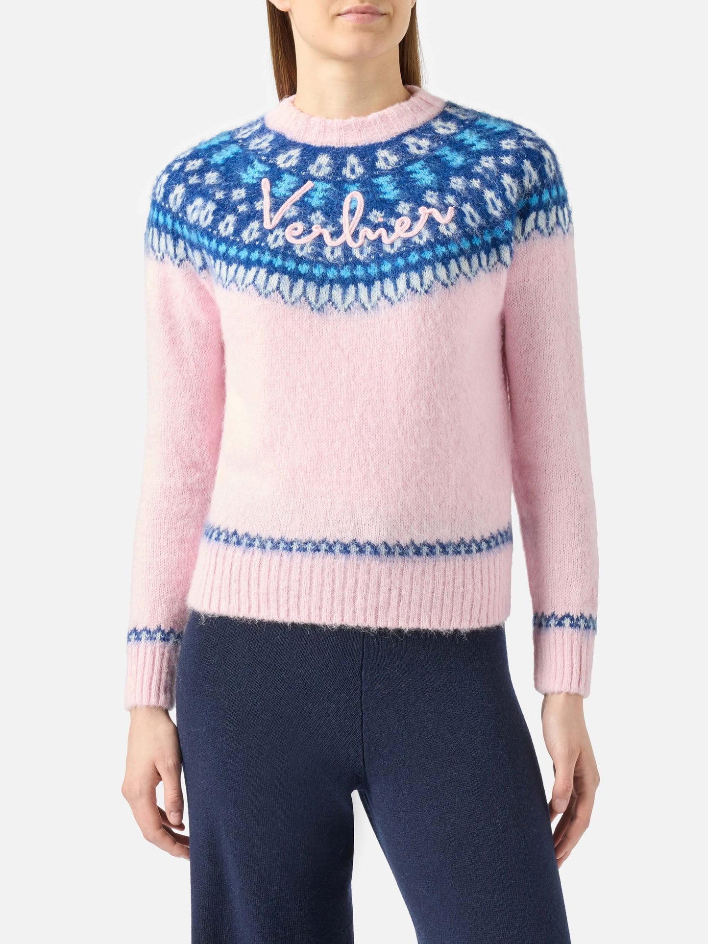 Rosafarbener Damen-Rundhalspullover aus nordischem Jacquard