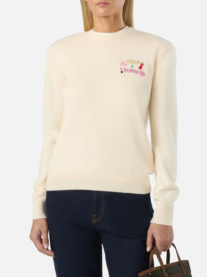 Maglia girocollo New Queen off white in misto lana e cashmere con ricamo Gossip & Shopping
