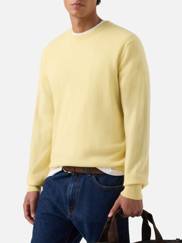 Jersey Regent de cuello redondo en cashmere amarillo 