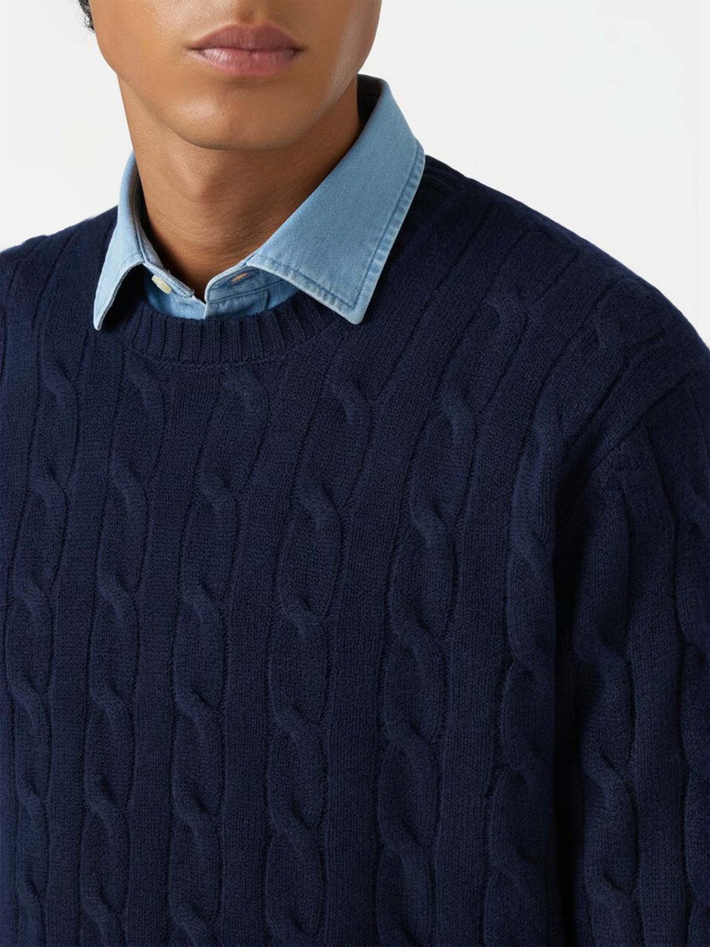 Rundhals-Zopfstrickpullover Regent aus 100 % marineblauer Wolle