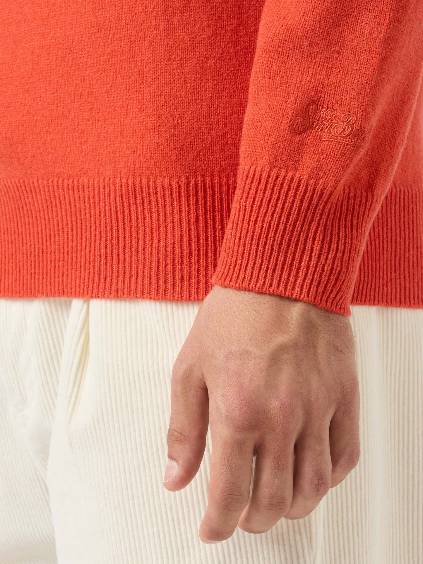 Regent Pullover aus 100 % Lammwolle in Orange
