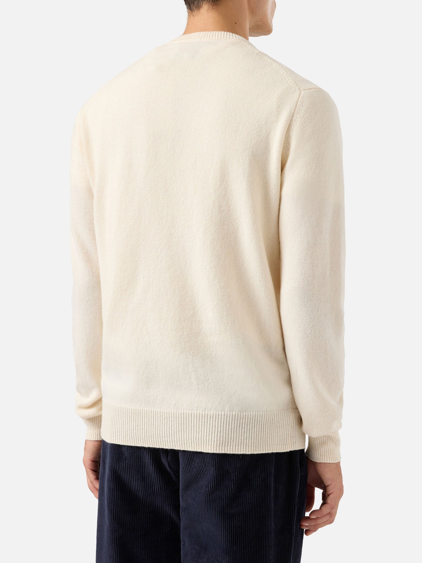 Regent Pullover aus 100 % Lammwolle in Weiß