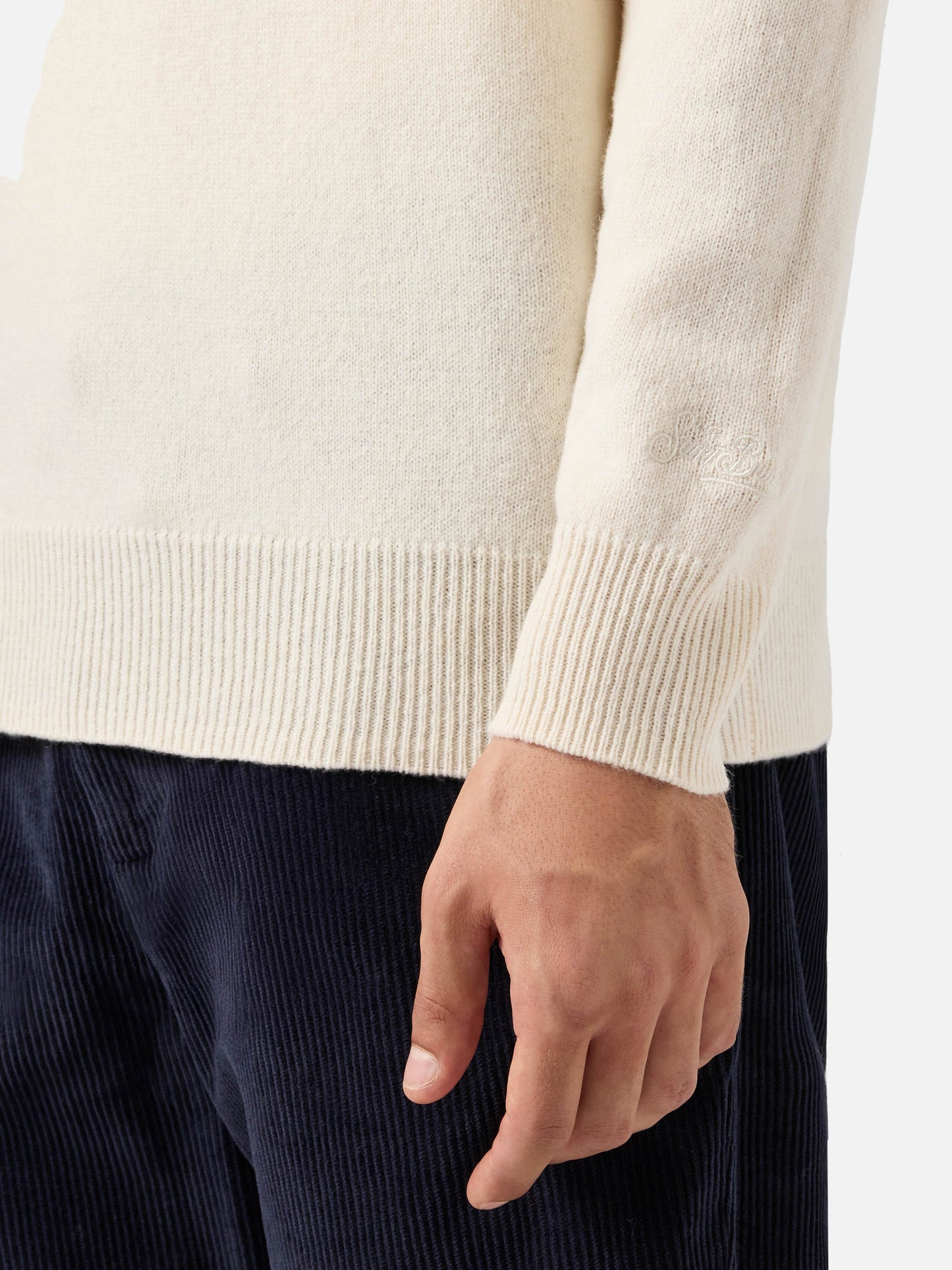 Regent Pullover aus 100 % Lammwolle in Weiß