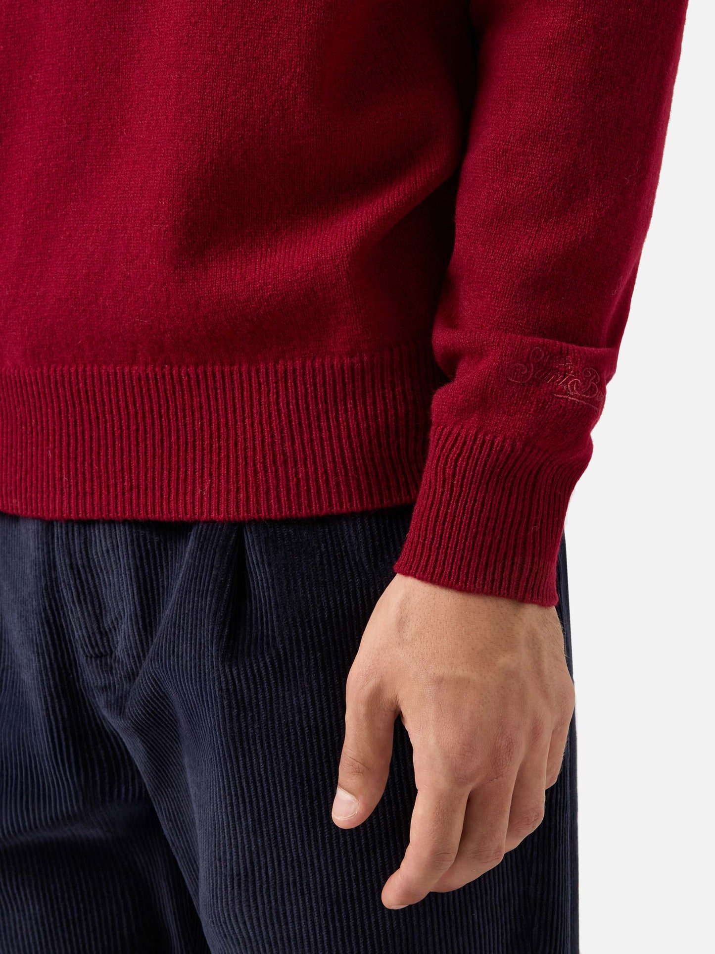 Regent Pullover aus 100 % Lammwolle in Burgunderrot