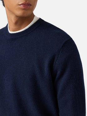 Regent Pullover aus 100 % Lammwolle in Nachtblau