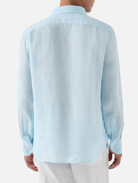 Chemise Raphael bleu clair en lin avec teinture minérale en pièce 