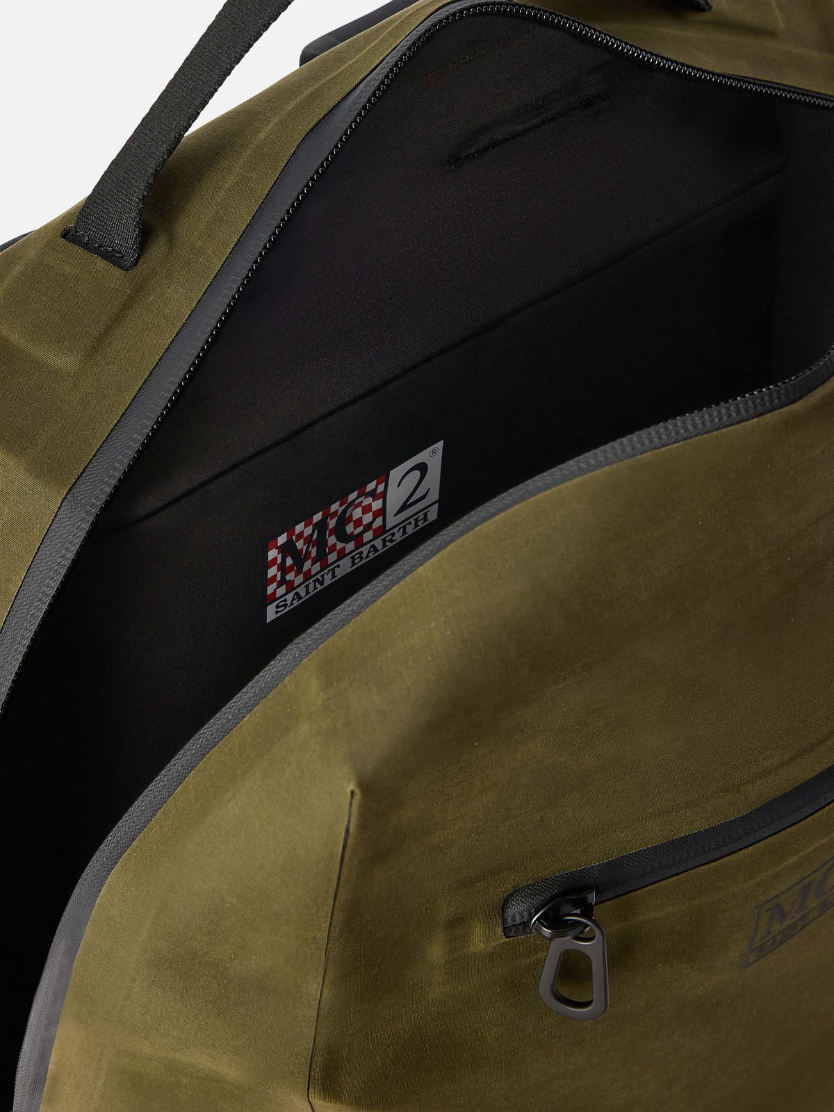 Mochila encerada sin costuras verde militar 
