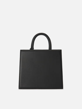 Structured Shop Midi bag in black smooth leather with metal tag