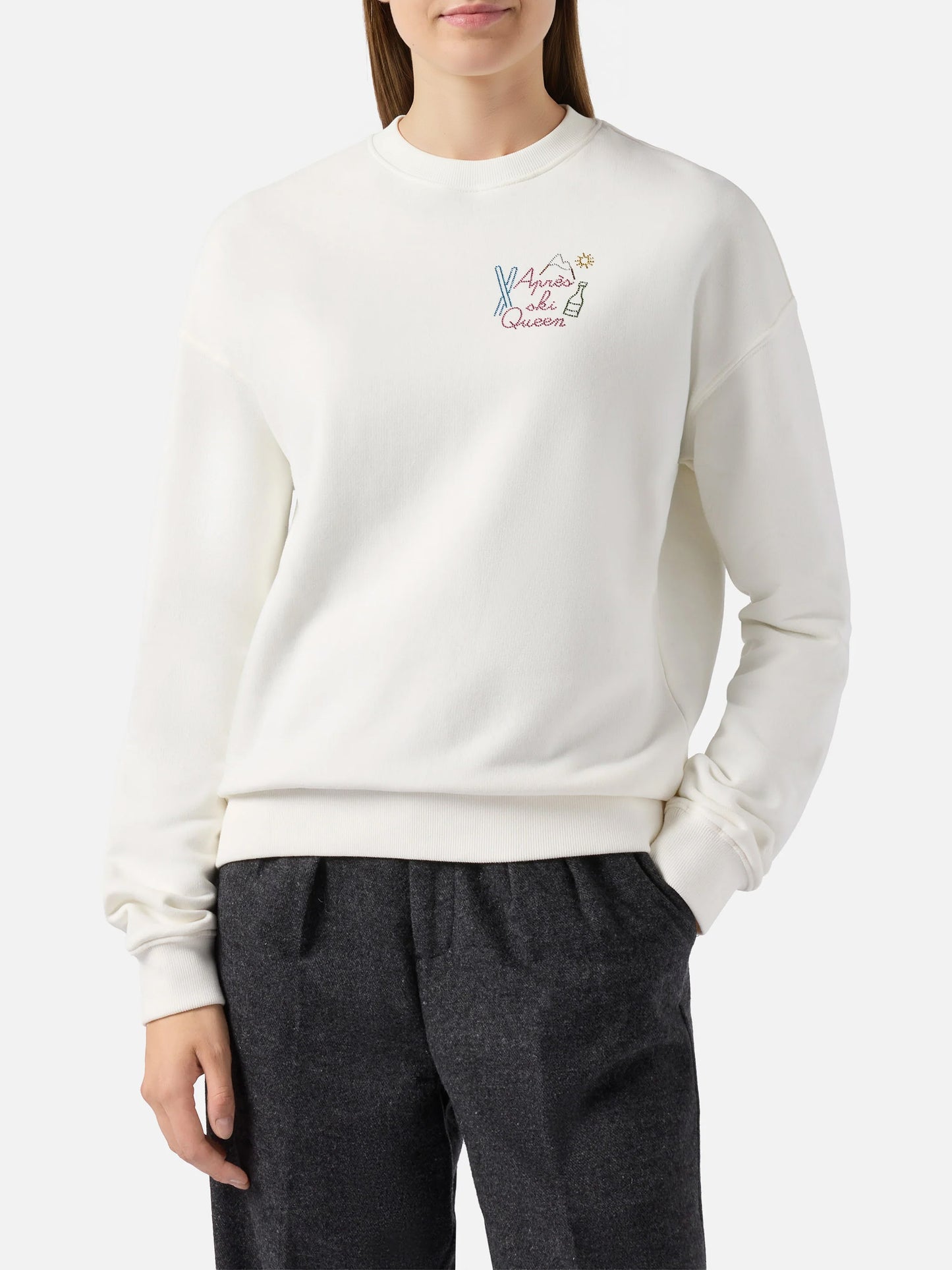 Sternenstaub-Baumwoll-Sweatshirt in Weiß mit Strassapplikationen Après-Ski-Queen