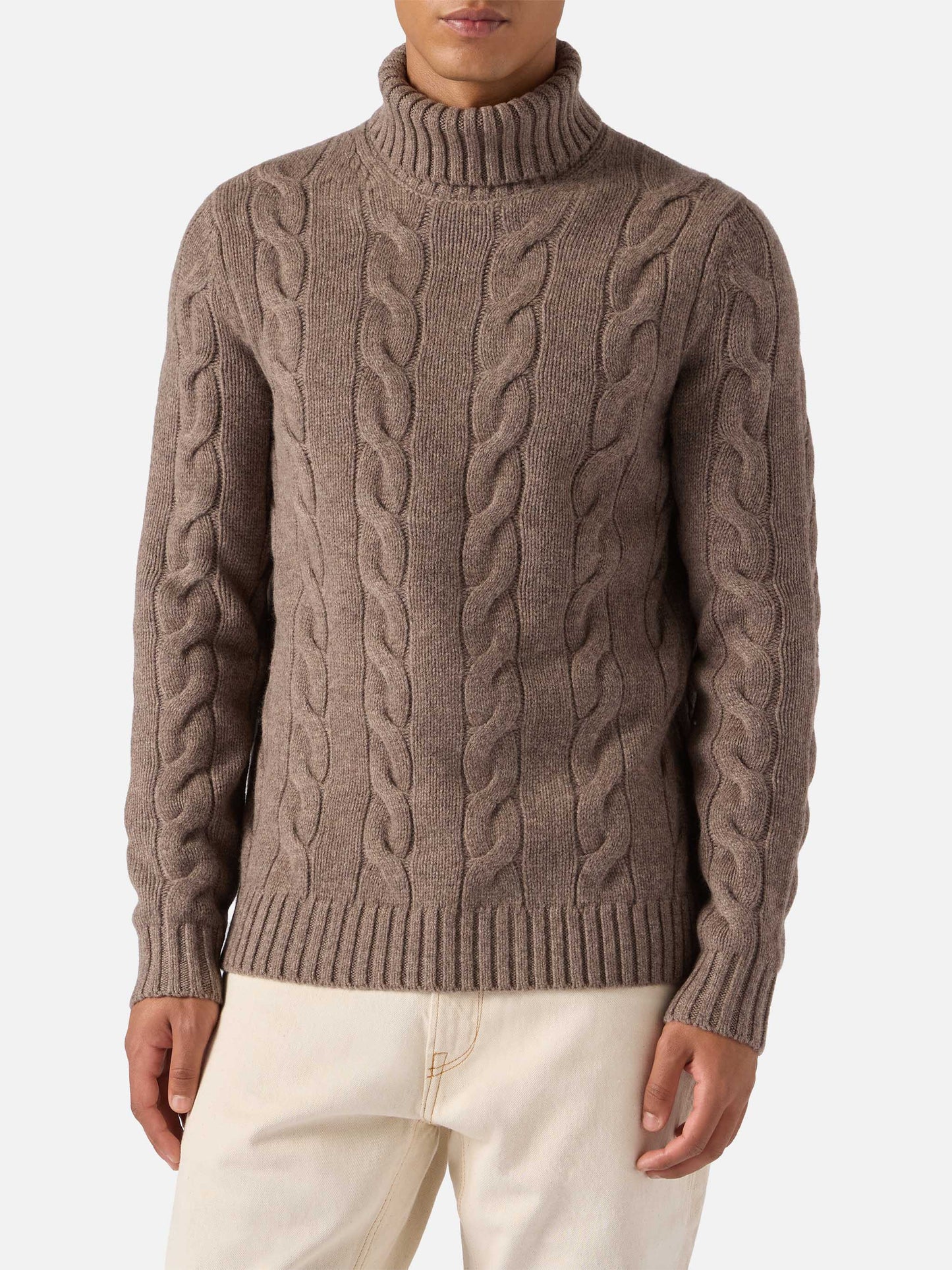 Valdez Rollkragenpullover aus reiner Wolle in Haselnuss