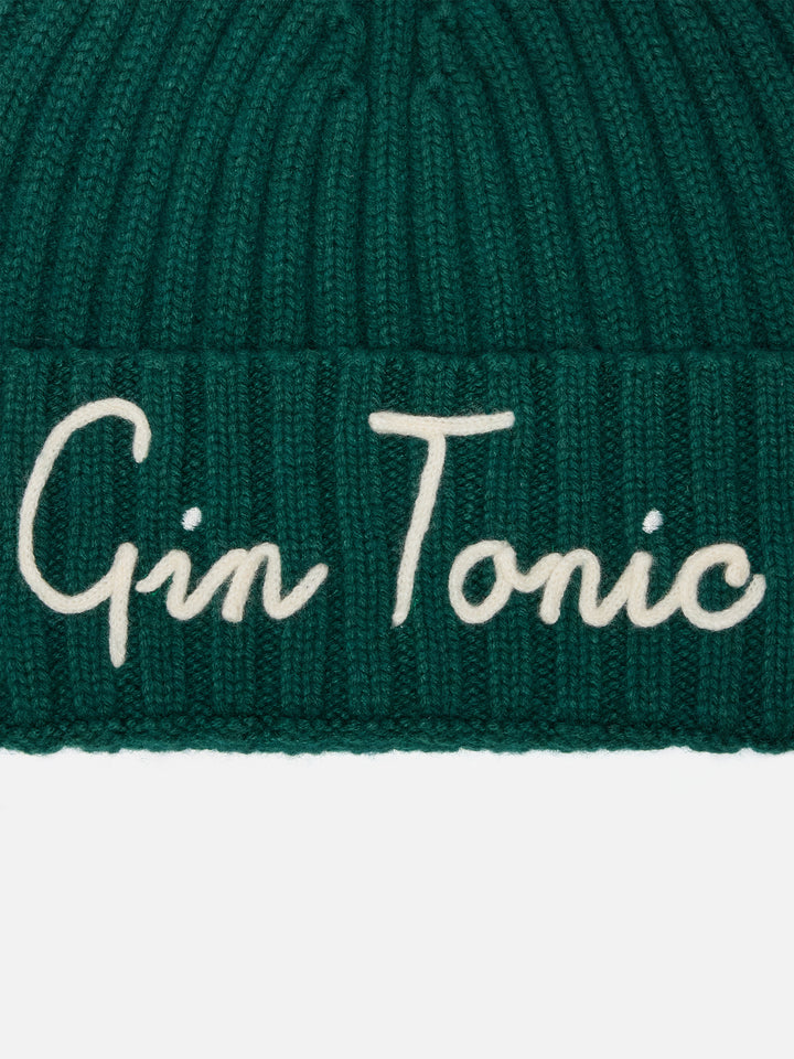 Wengen beanie in CASHMERE BLEND in British green with Gin Tonic cocktail embroidery