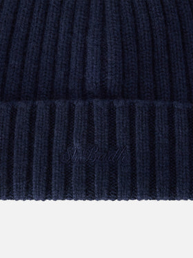 Bonnet Wengen blue bleu marine avec broderie St. Barth 