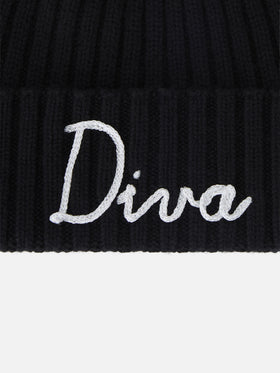 Gorro Wengen negro con pompón y bordado Diva 