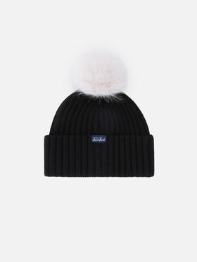 Gorro Wengen negro con pompón y bordado Diva 