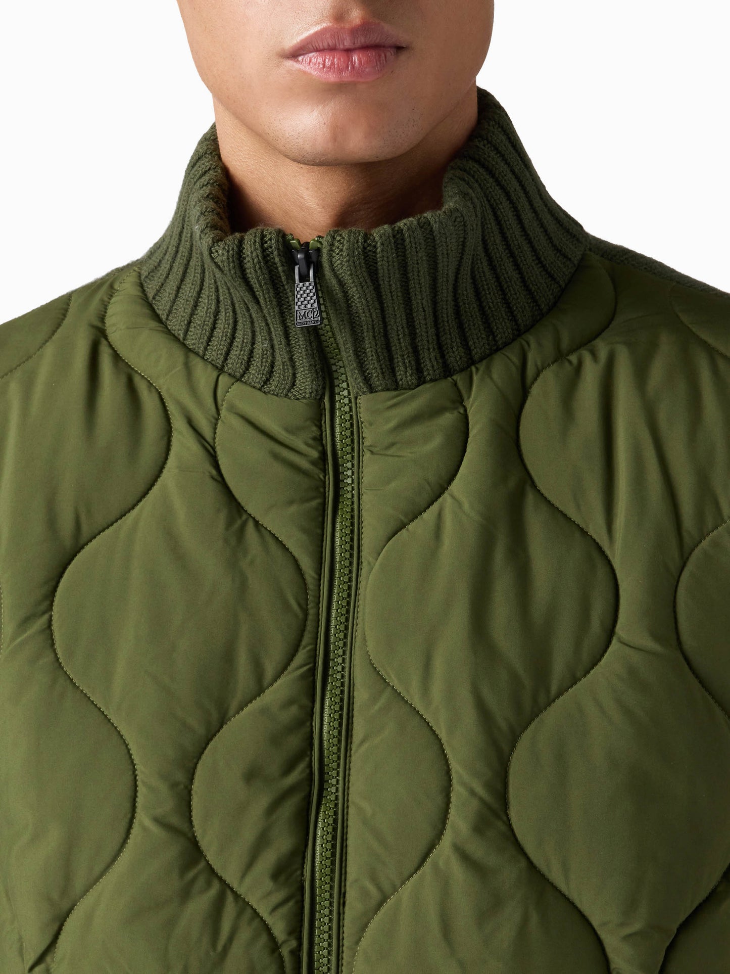 Herren wattierte Jacke in Militärgrün