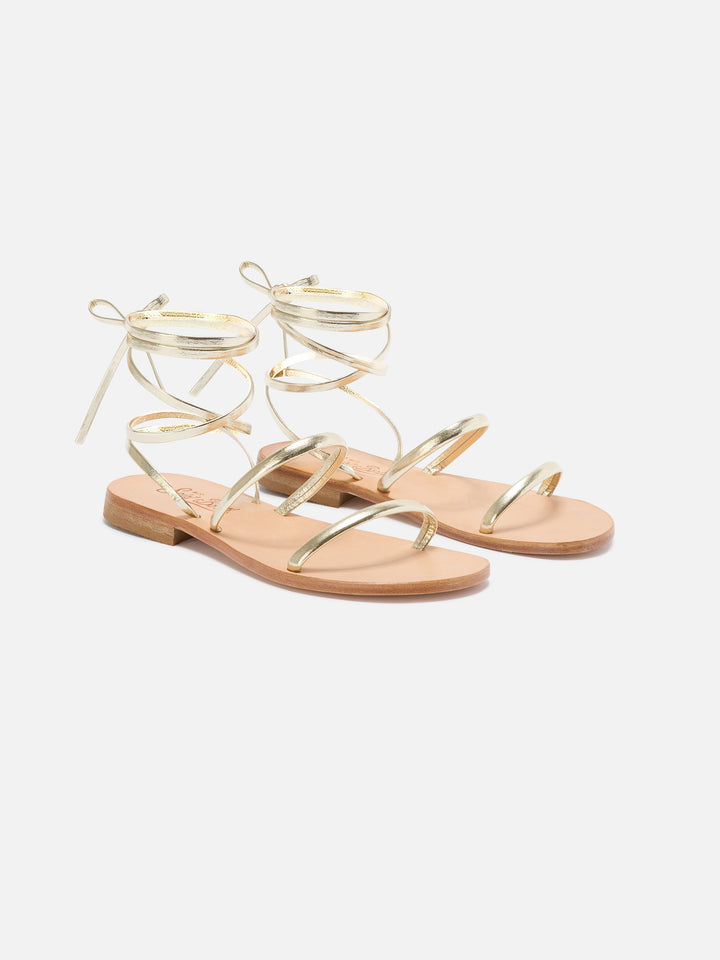 Chanclas Essentials de auténtica piel laminada en dorado 