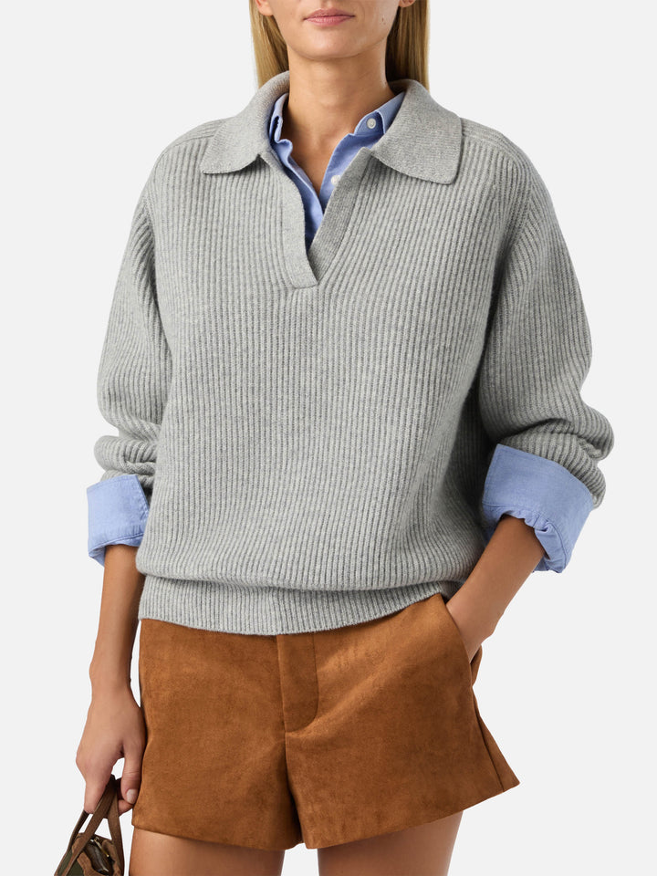 Maglia Yaoni grigia in lana con collo polo