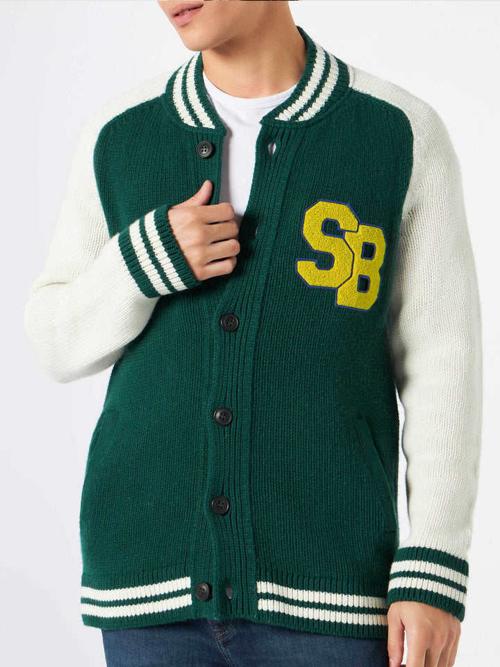 Grüne Strickbomberjacke im College-Stil von Benjamin