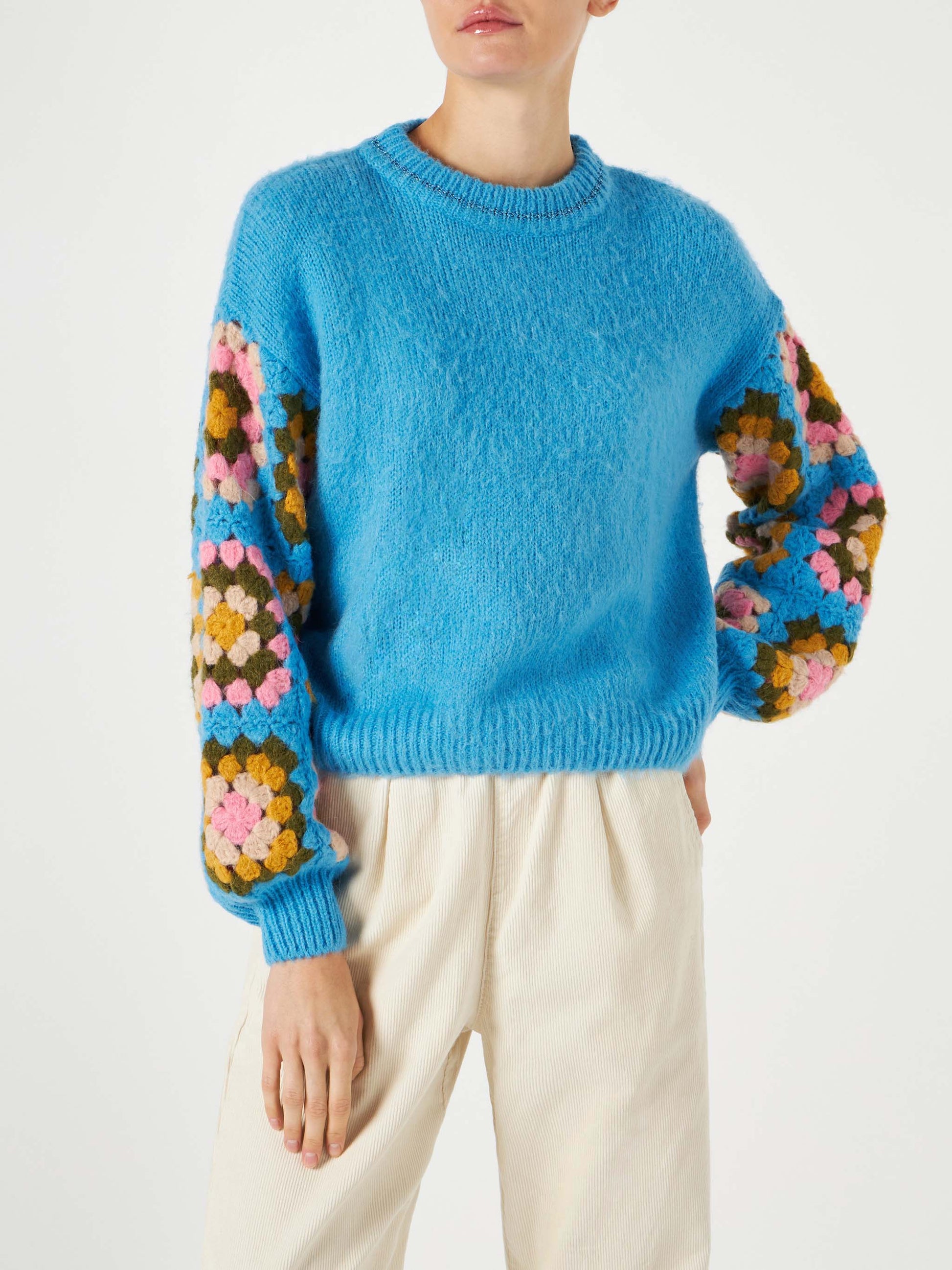 Woman ultra soft crewneck with handmade crochet sleeves - MC2 Saint Barth